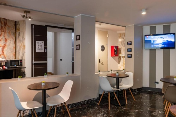 B&B Hotel Trieste image 10